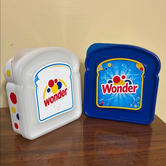 Wonder Bread Other - Wonder Bread - 2010 Sandwich Storage Containers (2)